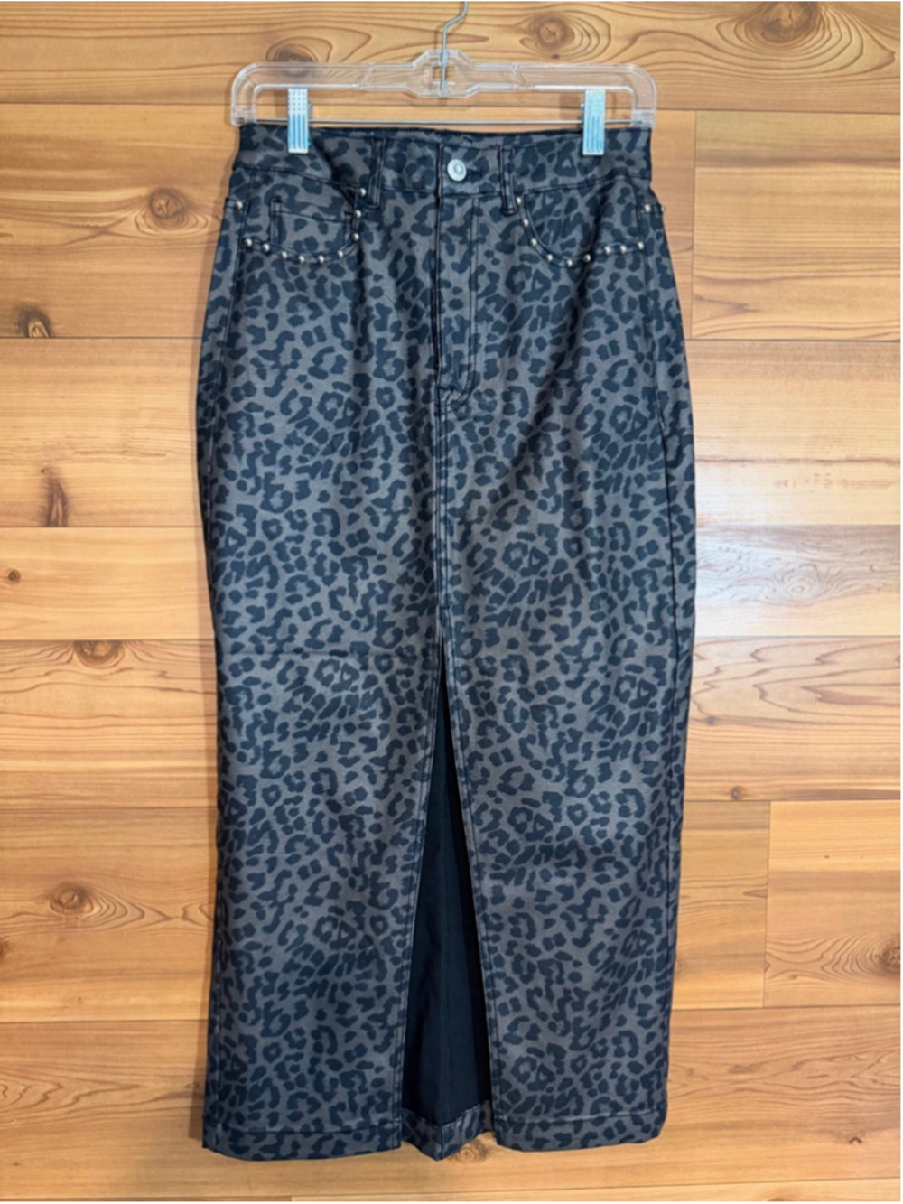 VBRT Leopard Out Of The Wild Rhinestone Column Skirt Womens size large - Picture 3 of 12